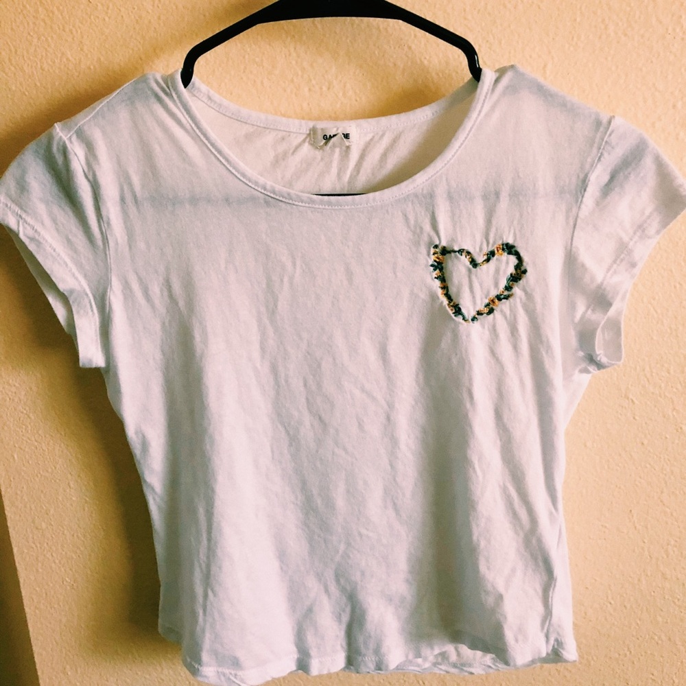 🦋 garage embroidered heart tee